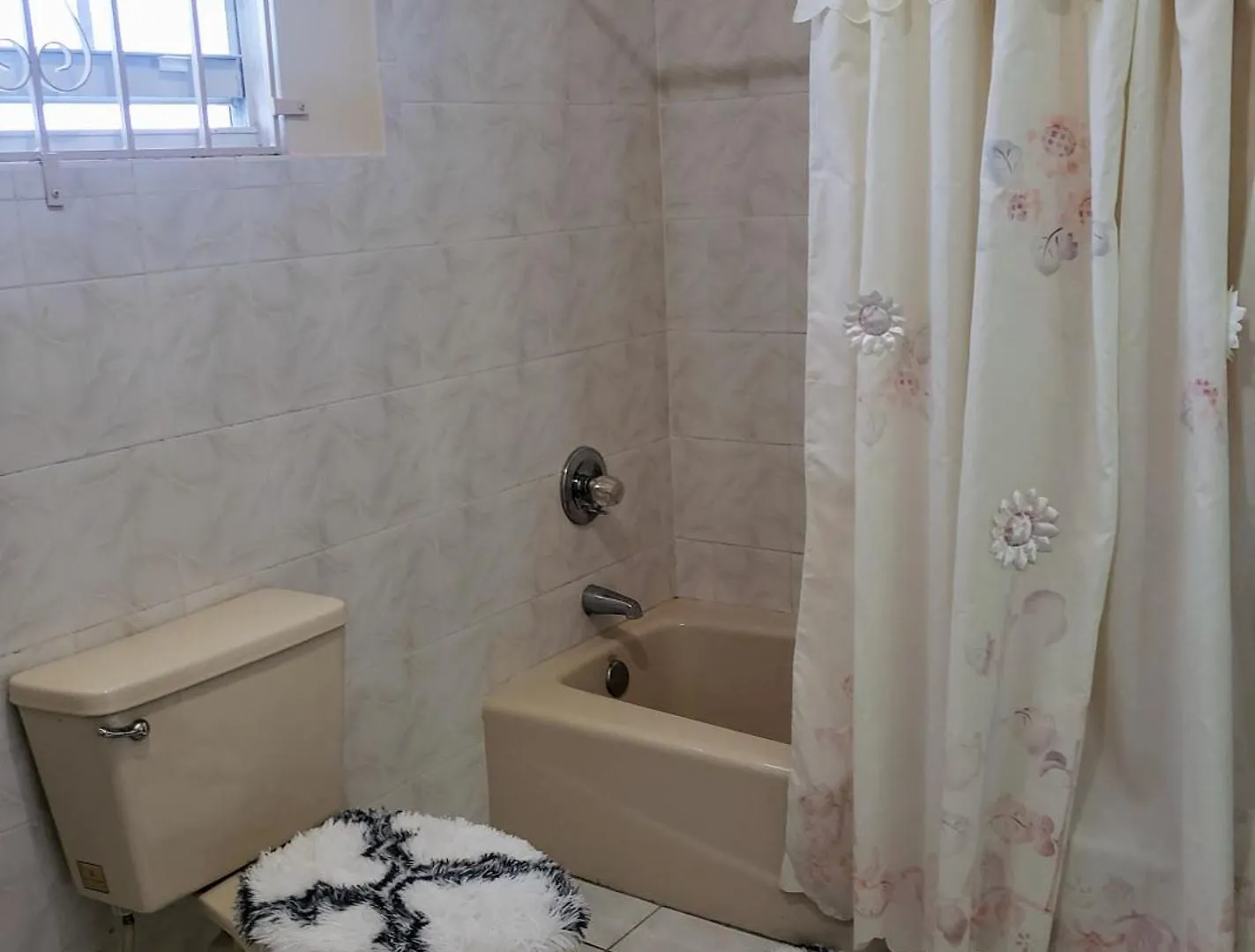 Comfy Havens Apartment Montego Bay Jamaica