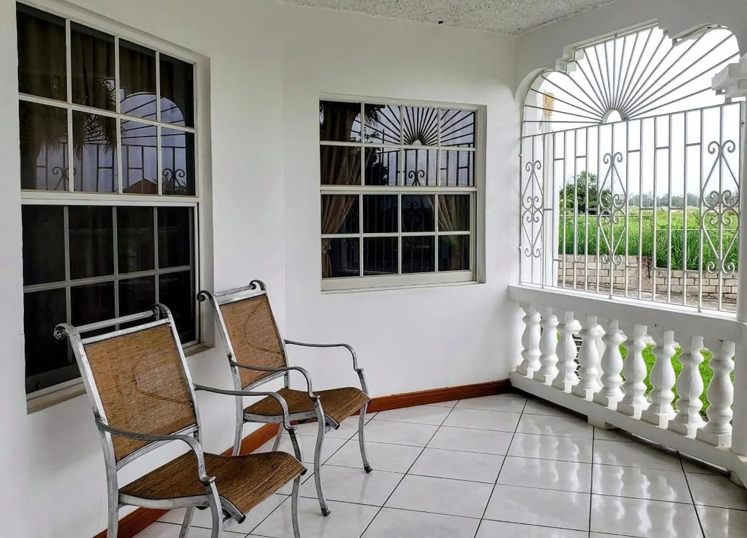 Comfy Havens Apartment Montego Bay
