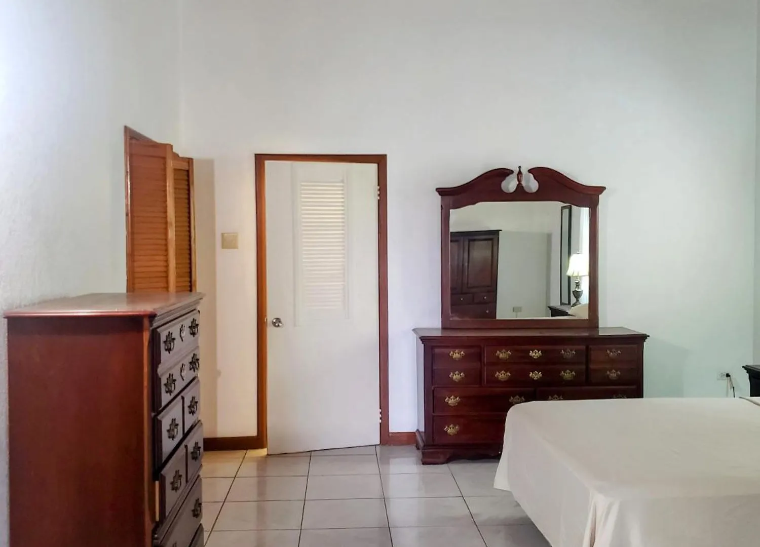 Comfy Havens Apartment Montego Bay