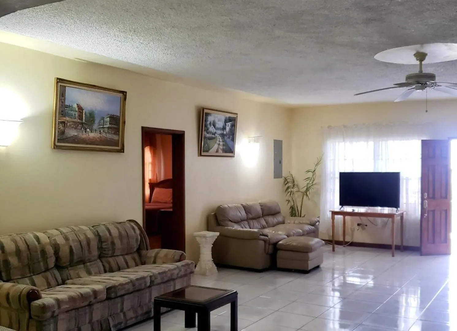 Comfy Havens Apartment Montego Bay